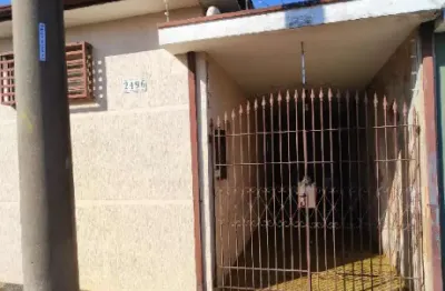 Casa com 2 quartos à venda na Rua 7, Centro, Rio Claro