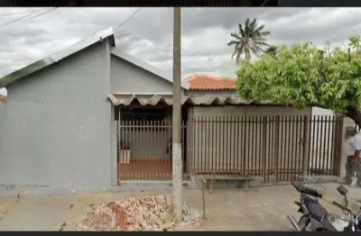 Casa com 2 quartos à venda no Centro, Novo Horizonte 