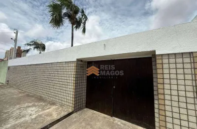 Casa com 3 dormitórios sendo 2 suítes para alugar, 130 m² por R$ 2.200/mês - Nova Parnamirim - Parnamirim/RN