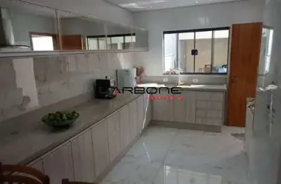 Casa com 3 quartos à venda na rua missão velha, vila ivg, são paulo por r$ 770.000