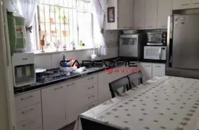 Casa com 4 quartos à venda na rua jabaeté, vila regente feijó, são paulo por r$ 1.100.000