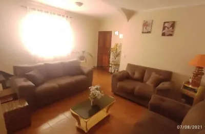 Casa com 3 quartos à venda na rua jabaeté, vila regente feijó, são paulo por r$ 750.000