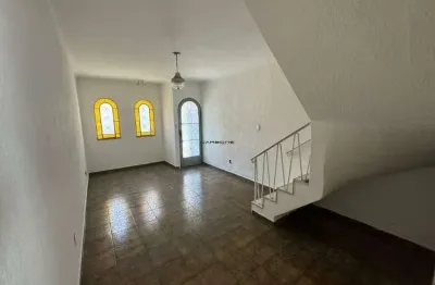 Casa com 2 quartos à venda na rua porto alegre, vila bertioga, são paulo por r$ 480.000