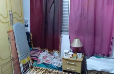 Apartamento com 2 quartos à venda na Rua Emílio Retrosi, Jardim Marilu, São Paulo por R$ 185.000