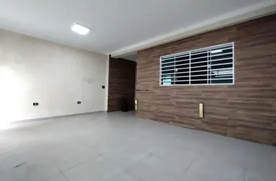 Casa com 3 quartos à venda na Rua Ernesto Giuliano, Vila Santa Clara, São Paulo por R$ 680.000