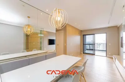 Apartamento com 2 quartos e 2 vagas à venda no centro de curitiba