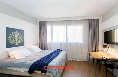 Kitnet / Stúdio para alugar na Avenida Silva Jardim, 2424, Água Verde, Curitiba