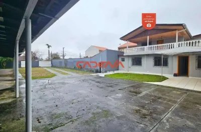 Sobrado com 4 quartos e 10 vagas para aluguel no cajuru