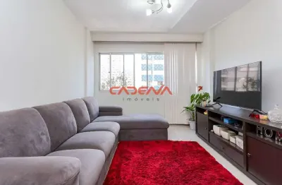 Apartamento com 2 quartos e 1 vaga à venda no água verde