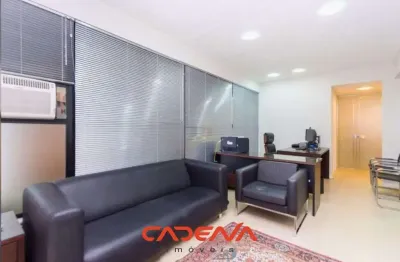 Conjunto comercial com 3 salas e 3 vagas à venda no bigorrilho