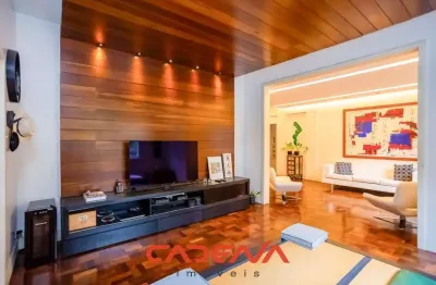 Apartamento com 2 quartos, 2 suítes e 2 vagas à venda no centro