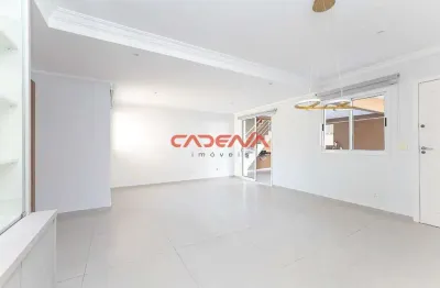 Sobrado com 4 quartos e 2 vagas à venda no campo comprido