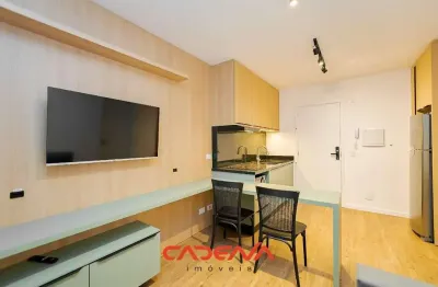 Apartamento com 1 quarto para alugar na Avenida Visconde de Guarapuava, 3000, Centro, Curitiba