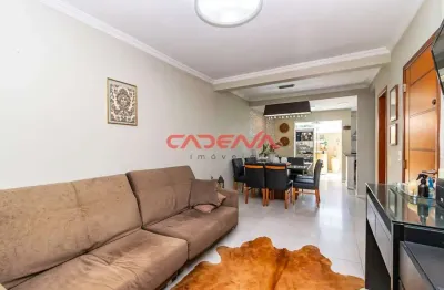 Casa com 3 quartos para alugar na Rua Doutor João de Paula Moura Brito, 593, Uberaba, Curitiba