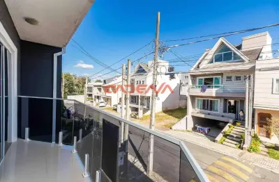 Casa em condomínio fechado com 3 quartos e 3 vagas à venda no Pinheirinho