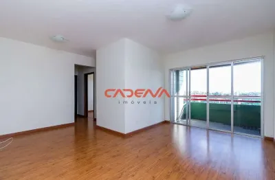 Apartamento com 3 quartos para alugar na Avenida Nossa Senhora da Luz, 170, Bacacheri, Curitiba