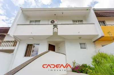 Casa com 3 quartos para alugar na Rua Maria Simeão Bettega, 376, Novo Mundo, Curitiba