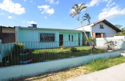 Casa com 3 quartos para alugar na rua luís maurício scolari, --, igara, canoas por r$ 4.400