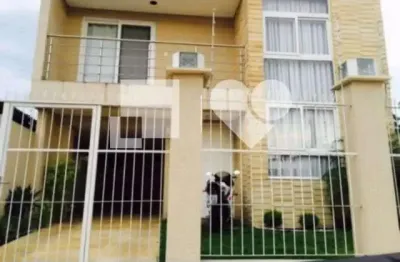 Casa com 3 quartos para alugar na rua nossa senhora das graças, --, harmonia, canoas por r$ 8.500