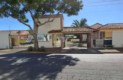 Casa em condomínio fechado com 2 quartos à venda na rua b, --, olaria, canoas por r$ 330.000