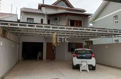 Casa com 3 quartos para alugar na Rua João Paulo II, --, Harmonia, Canoas por R$ 4.000