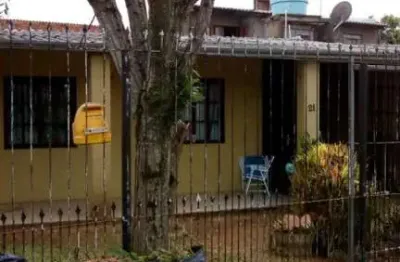Casa com 2 quartos à venda na rua esperança ii, --, guajuviras, canoas por r$ 220.000