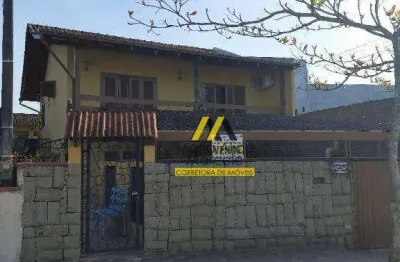 Casa com 3 dormitórios à venda, 252 m² por r$ 1.495.000,00 - boa vista - joinville/sc