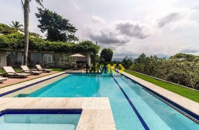 Casa de luxo no morro santa terezinha com 5 suítes, campo de golfe e piscina semi-olimpica
