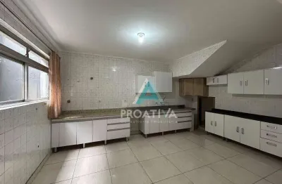 Casa com 3 dormitórios para alugar, 124 m² por R$ 3.355,15/mês - Vila Homero Thon - Santo André/SP