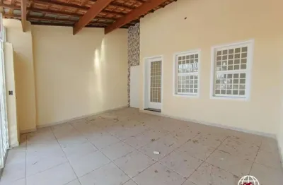 Casa para venda em taubaté, centro, 3 dormitórios, 1 suíte, 2 banheiros, 2 vagas