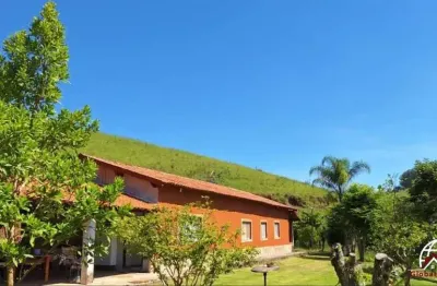 Sítio para venda em taubaté, registro, 3 dormitórios, 1 suíte, 3 banheiros, 1 vaga