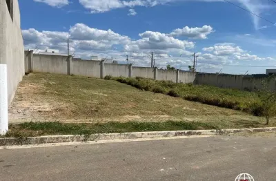 Terreno à venda no Vale dos Cristais, Taubaté 