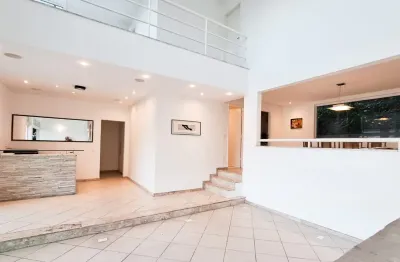 Residência exclusiva com lazer completo, ambientes amplos e sofisticação em cada detalhe