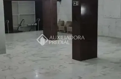 Apartamento com 1 quarto à venda na rua vigário josé inácio, 700, centro histórico, porto alegre, 32 m2 por r$ 213.661