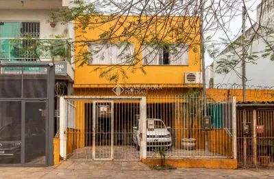 Casa com 3 quartos à venda na rua arabutan, 647, navegantes, porto alegre, 240 m2 por r$ 950.000