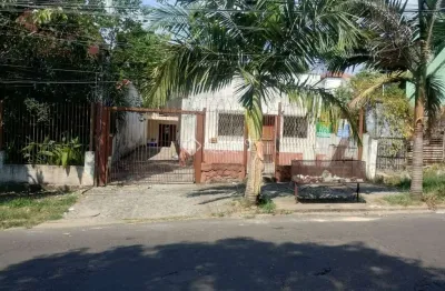 Casa com 5 quartos à venda na rua barão do amazonas, 2182, petrópolis, porto alegre, 200 m2 por r$ 480.000