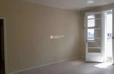 Apartamento com 3 quartos à venda na avenida independência, 831, independência, porto alegre, 113 m2 por r$ 551.000