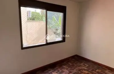 Apartamento com 2 quartos à venda na rua perpétua teles, 161, petrópolis, porto alegre, 62 m2 por r$ 290.000