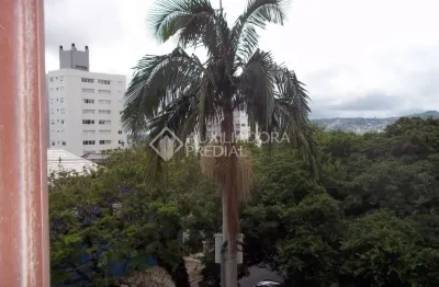 Apartamento com 2 quartos à venda na avenida protásio alves, 4093, petrópolis, porto alegre, 64 m2 por r$ 396.000