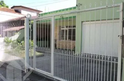 Casa em condomínio fechado com 3 quartos à venda na rua miguel couto, 330, menino deus, porto alegre, 330 m2 por r$ 1.300.000