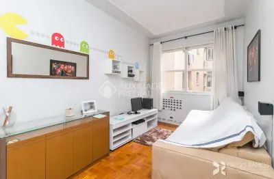 Apartamento com 2 quartos à venda na rua general lima e silva, 445, centro histórico, porto alegre, 61 m2 por r$ 330.000