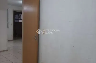 Apartamento com 2 quartos à venda na rua josé barcellos garcia, 40, rubem berta, porto alegre, 37 m2 por r$ 130.000