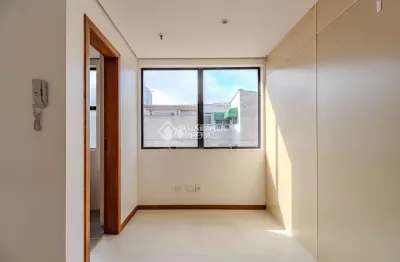 Sala comercial à venda na rua josé de alencar, 386, menino deus, porto alegre, 27 m2 por r$ 175.000