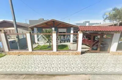 Casa com 3 quartos à venda na ipanema, 185, atlântida sul (distrito), osório, 154 m2 por r$ 465.000
