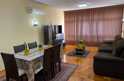 Apartamento a venda em santos no gonzaga quadra da praia.