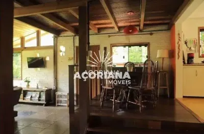 Casa 3 dormitórios para alugar lagoa da conceição florianópolis/sc