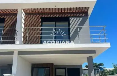 Casa com 3 quartos à venda na rua jardim dos eucaliptos, 10, campeche, florianópolis por r$ 1.490.000