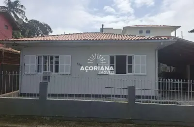 Casa com 2 quartos à venda na servidão maria cordeiro de souza, 120, lagoa da conceição, florianópolis por r$ 720.000