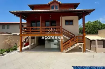 Casa com 3 quartos à venda na rua jardim dos eucaliptos, 1973, campeche, florianópolis por r$ 3.000.000