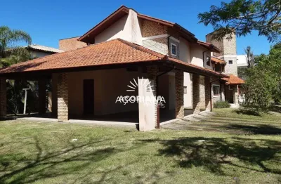 Casa 4 dormitórios para alugar rio tavares florianópolis/sc